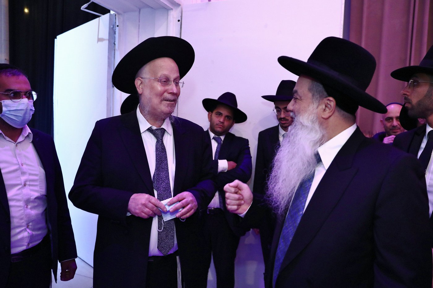 מזכה הרבים הרב יגאל כהן חיתן את בתו הבכורה • תיעוד