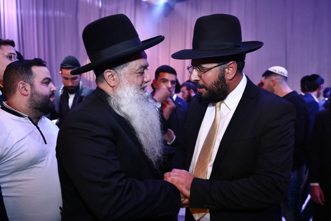 מזכה הרבים הרב יגאל כהן חיתן את בתו הבכורה • תיעוד