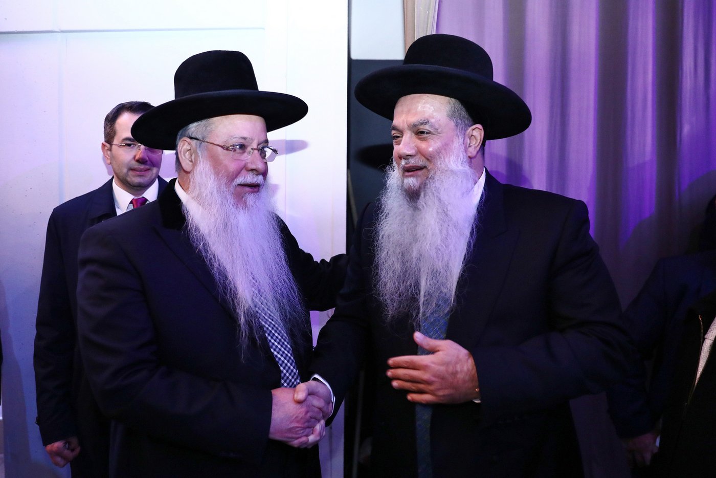 מזכה הרבים הרב יגאל כהן חיתן את בתו הבכורה • תיעוד