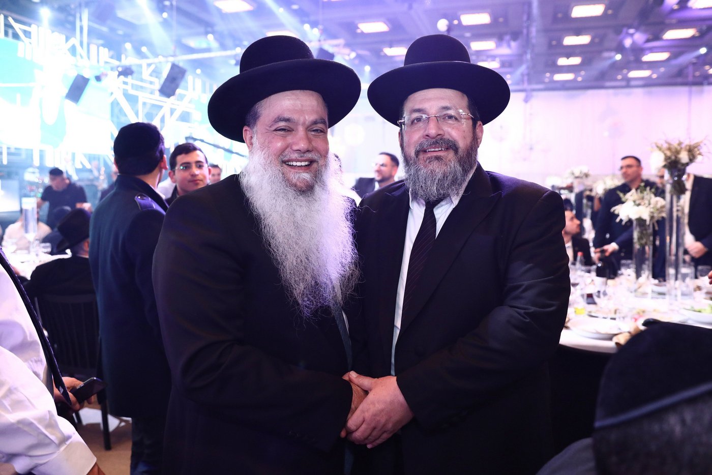 מזכה הרבים הרב יגאל כהן חיתן את בתו הבכורה • תיעוד