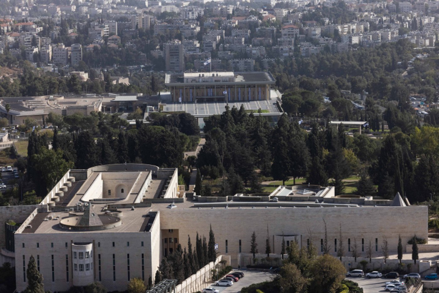 בית המשפט העליון, מבט מלמעלה