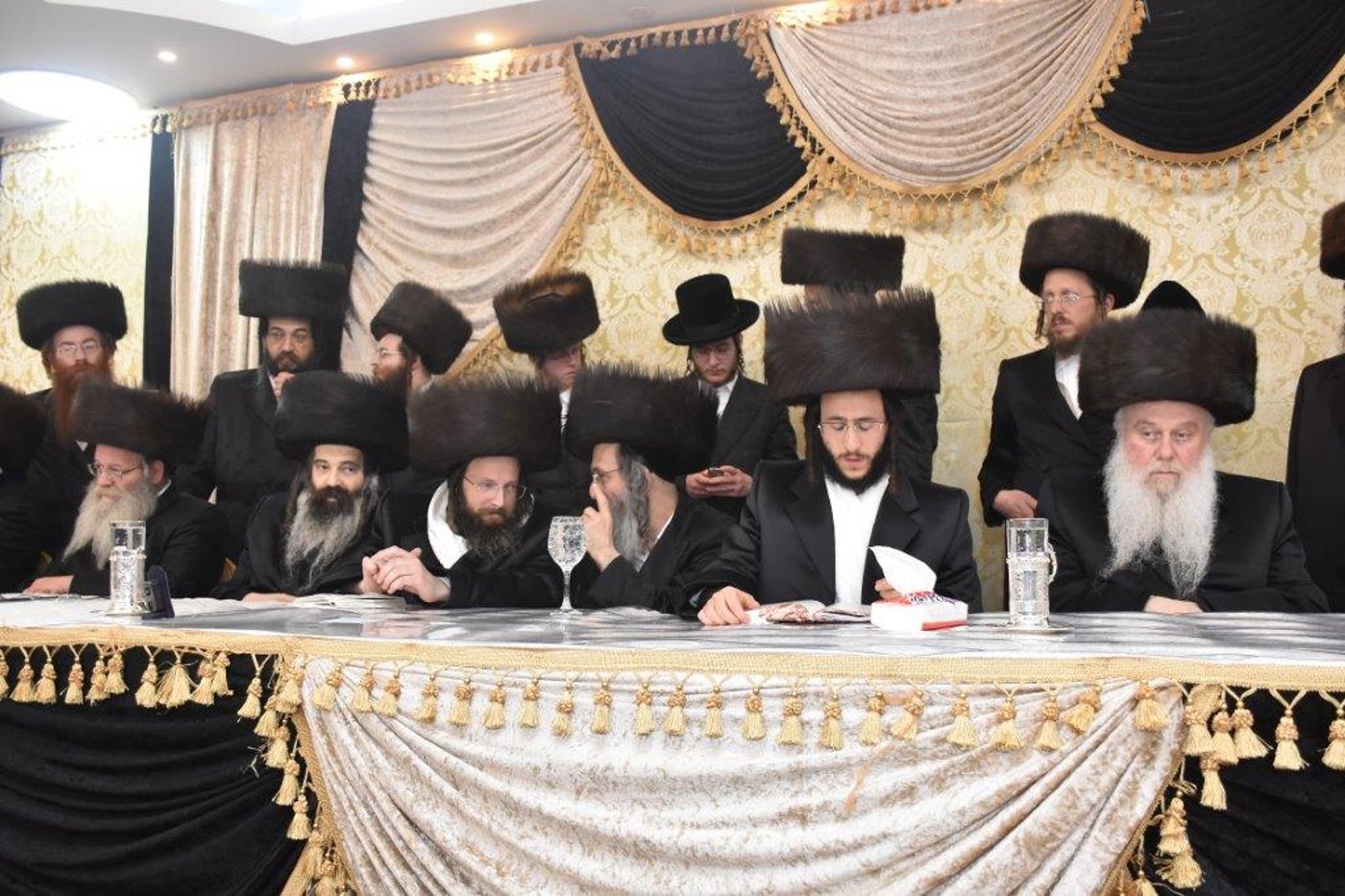 שמחת החתונה בחצרות וואסלוי - זוטשקא ירושלים