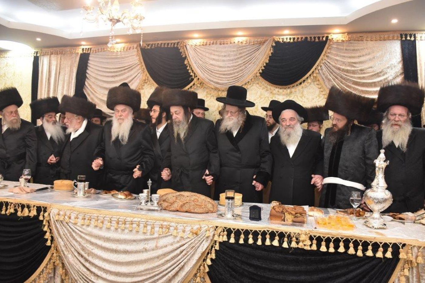 שמחת החתונה בחצרות וואסלוי - זוטשקא ירושלים