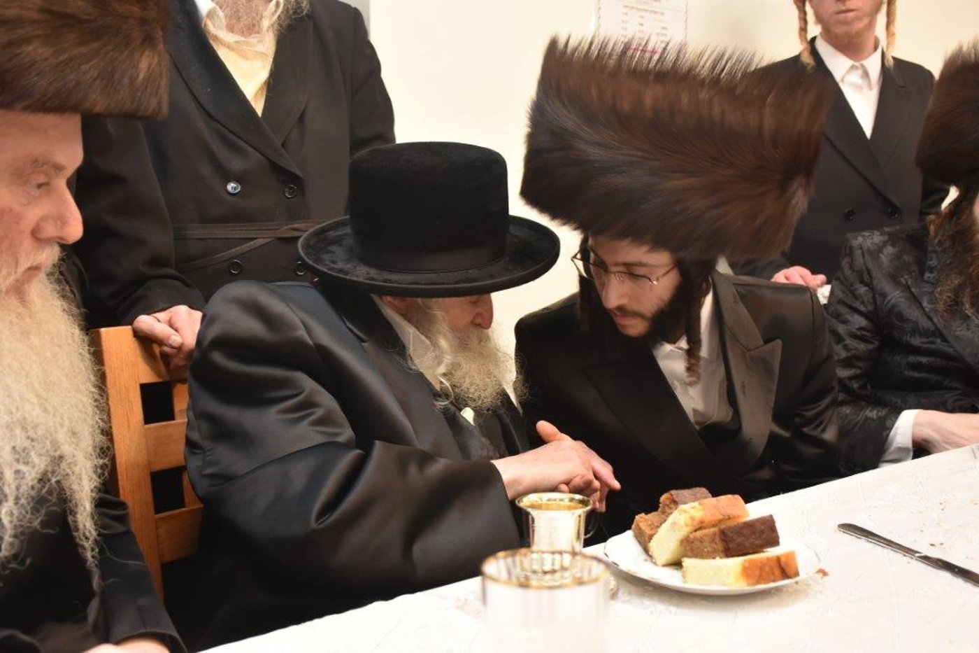 בחצר הקודש וואסלוי חגגו 'שבע ברכות' מרכזית לנכד הרבי
