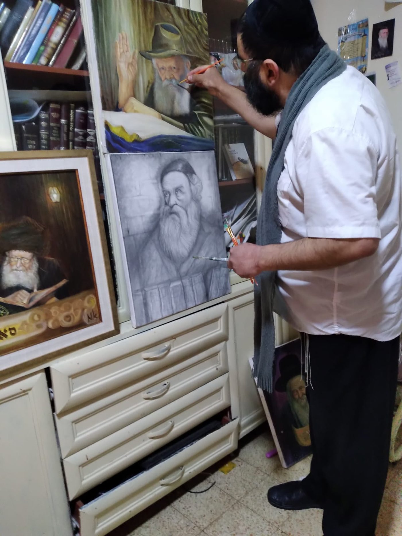 האמן מבקש: אל תקרעו את הציור