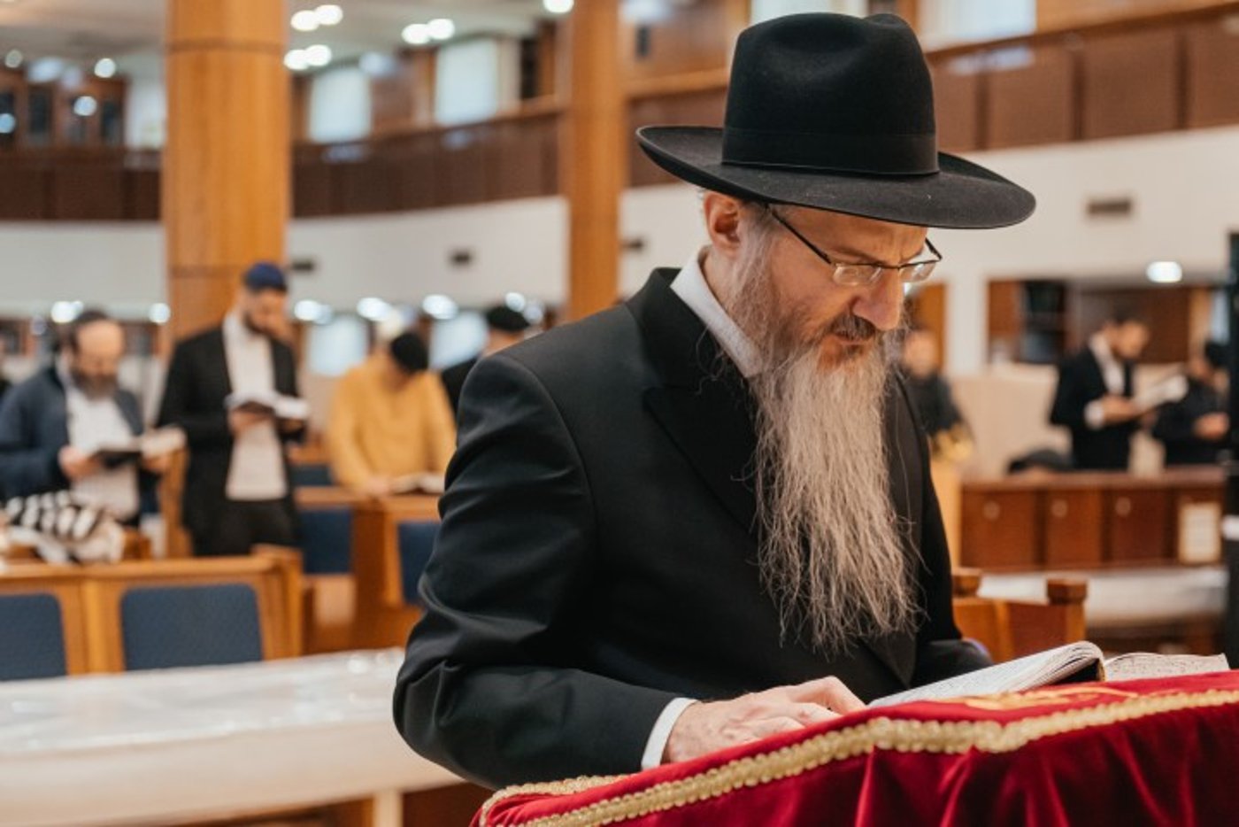 הגאון רבי בערל לאזאר קיבל את אות הכבוד מנשיא רוסיה
