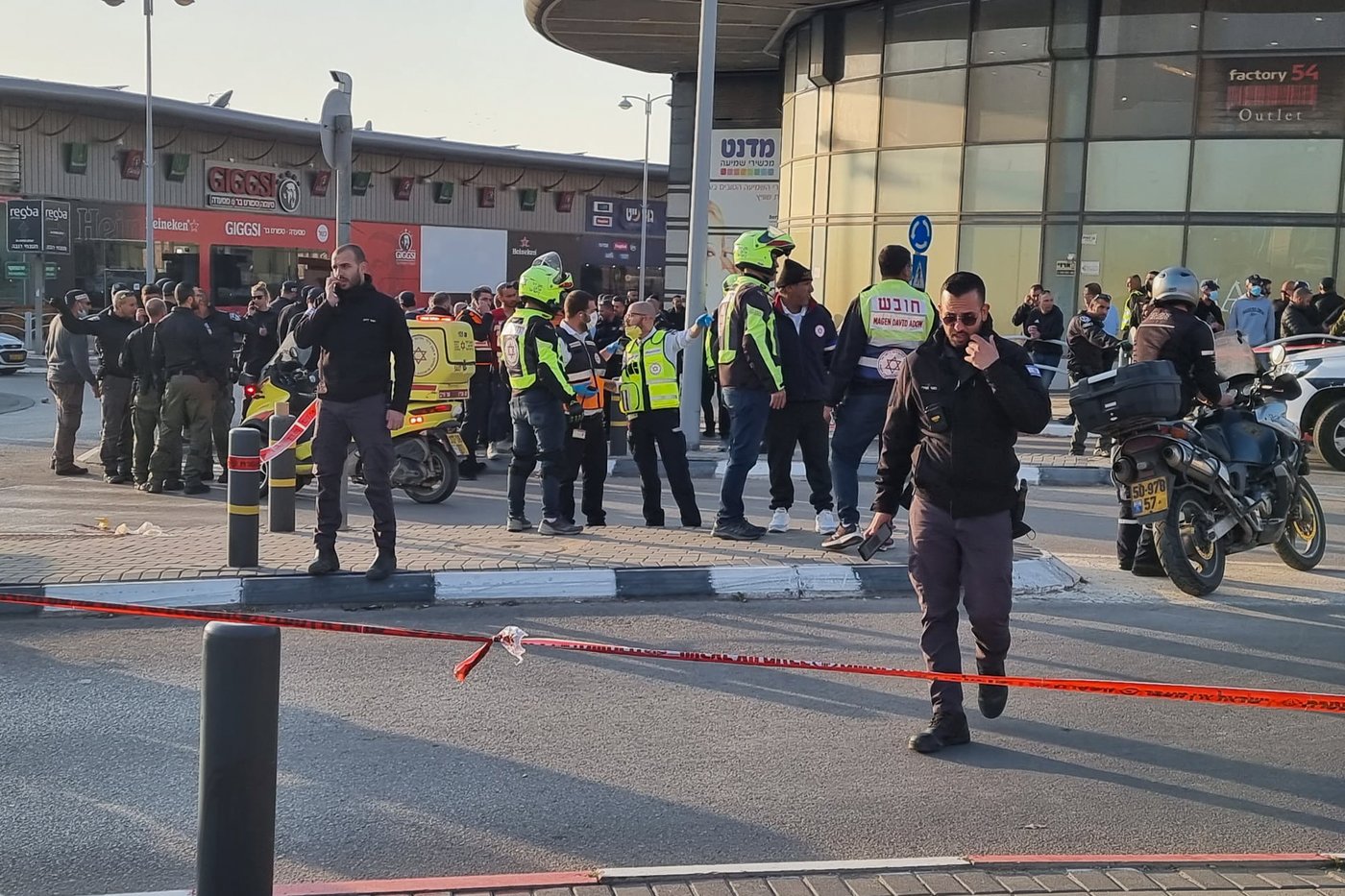 שמונה דקות של מסע רצחני בשלוש זירות | דקה אחר דקה