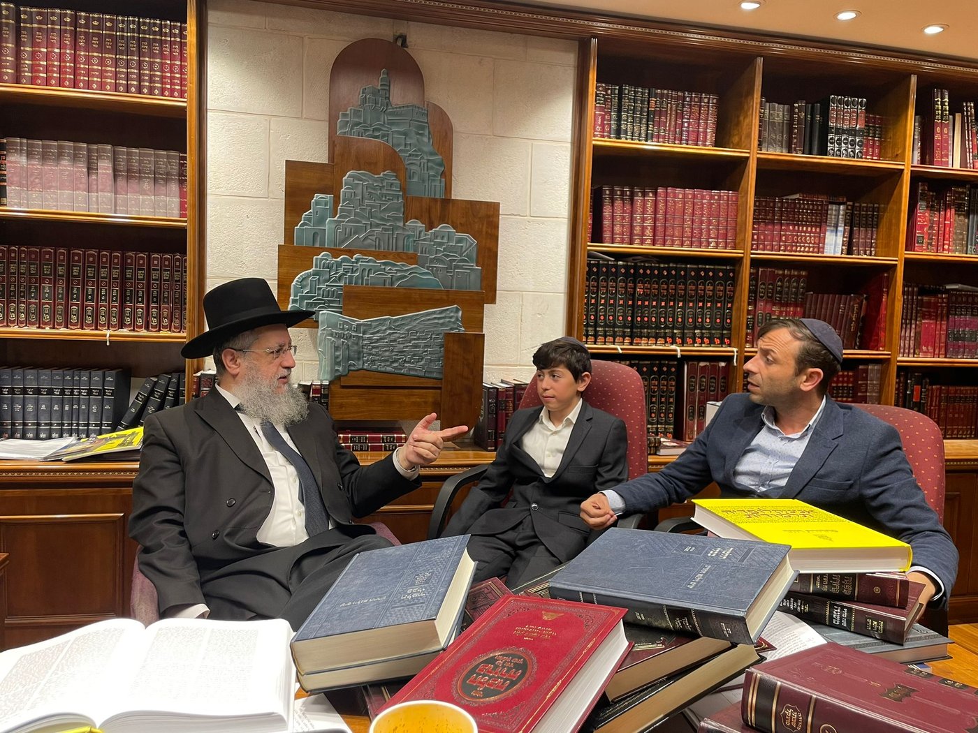 אריה מכלוף דרעי הזמין את גדולי ישראל לבר מצווה
