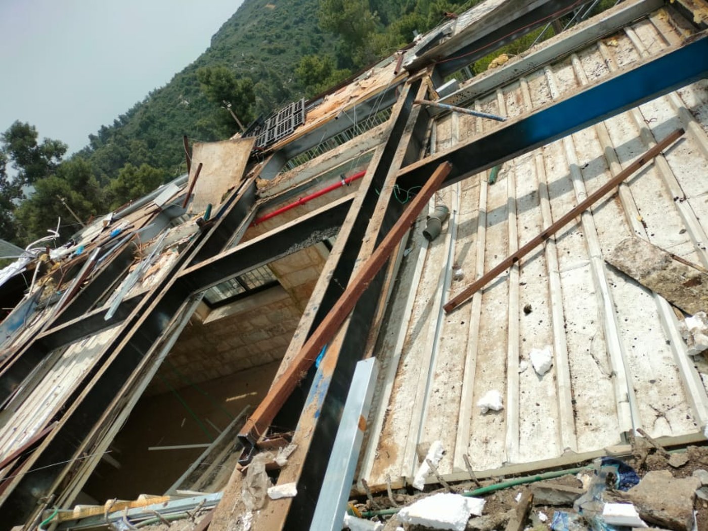 לאחר שנים: מבני הכנסת האורחים במירון - נהרסו