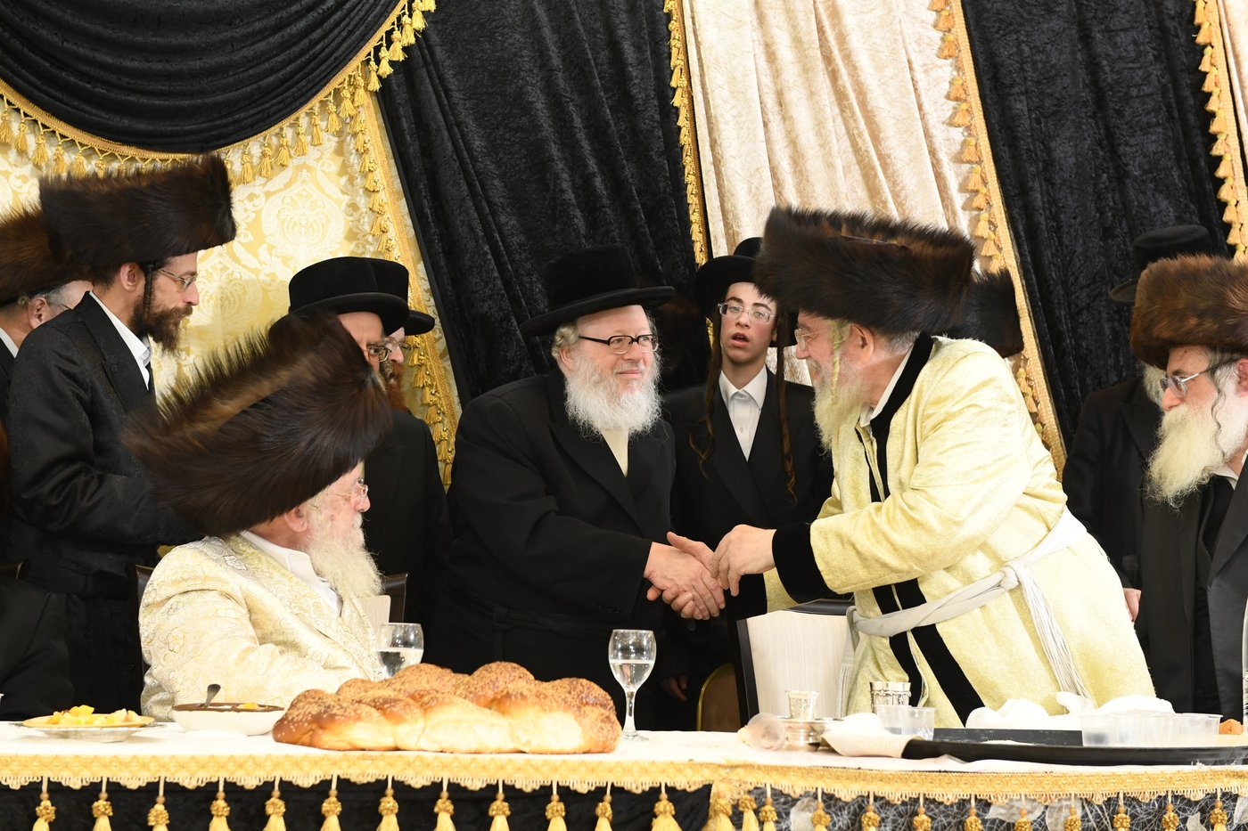 שמחת החתונה בחצרות שאץ - חוסט