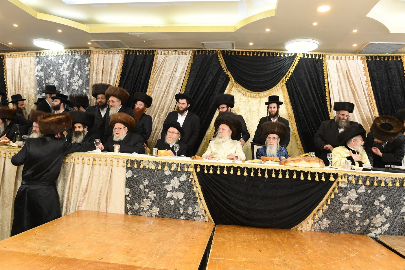 שמחת החתונה בחצרות שאץ - חוסט