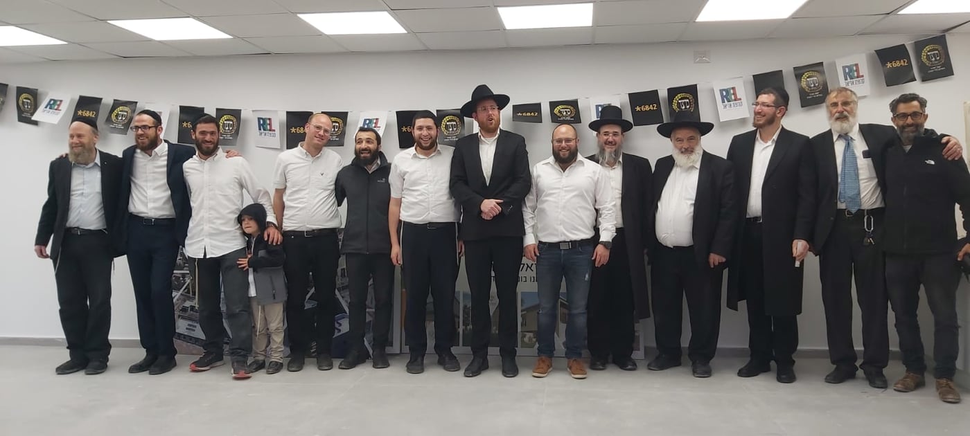 מעמד חגיגי ל'סיום סדר מועד' נערך לכלל תושבי היישוב החרדי