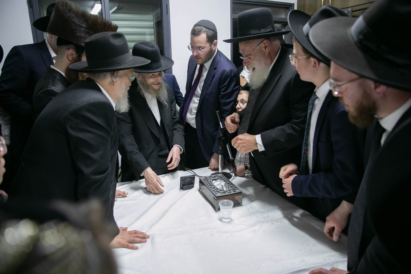 המשגיח תהה: למה לא מבקשים לעשות מיליונים?
