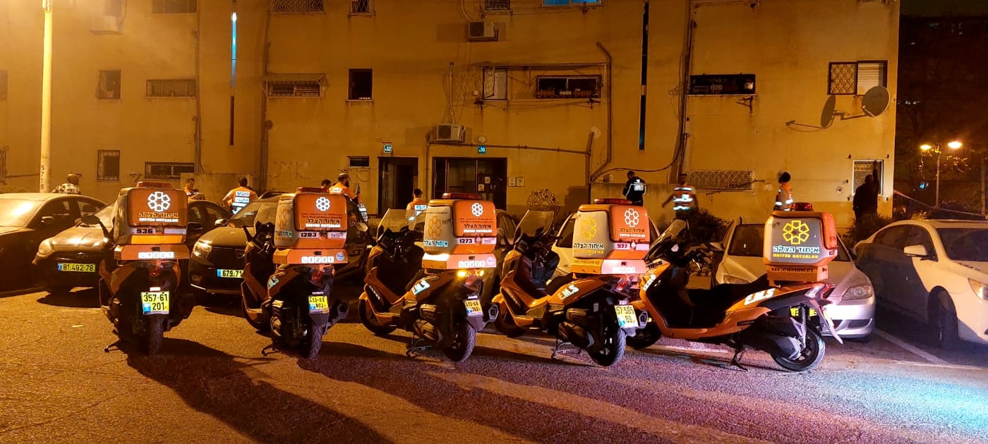 שריפה במבנה בנתניה: שניים במצב קשה