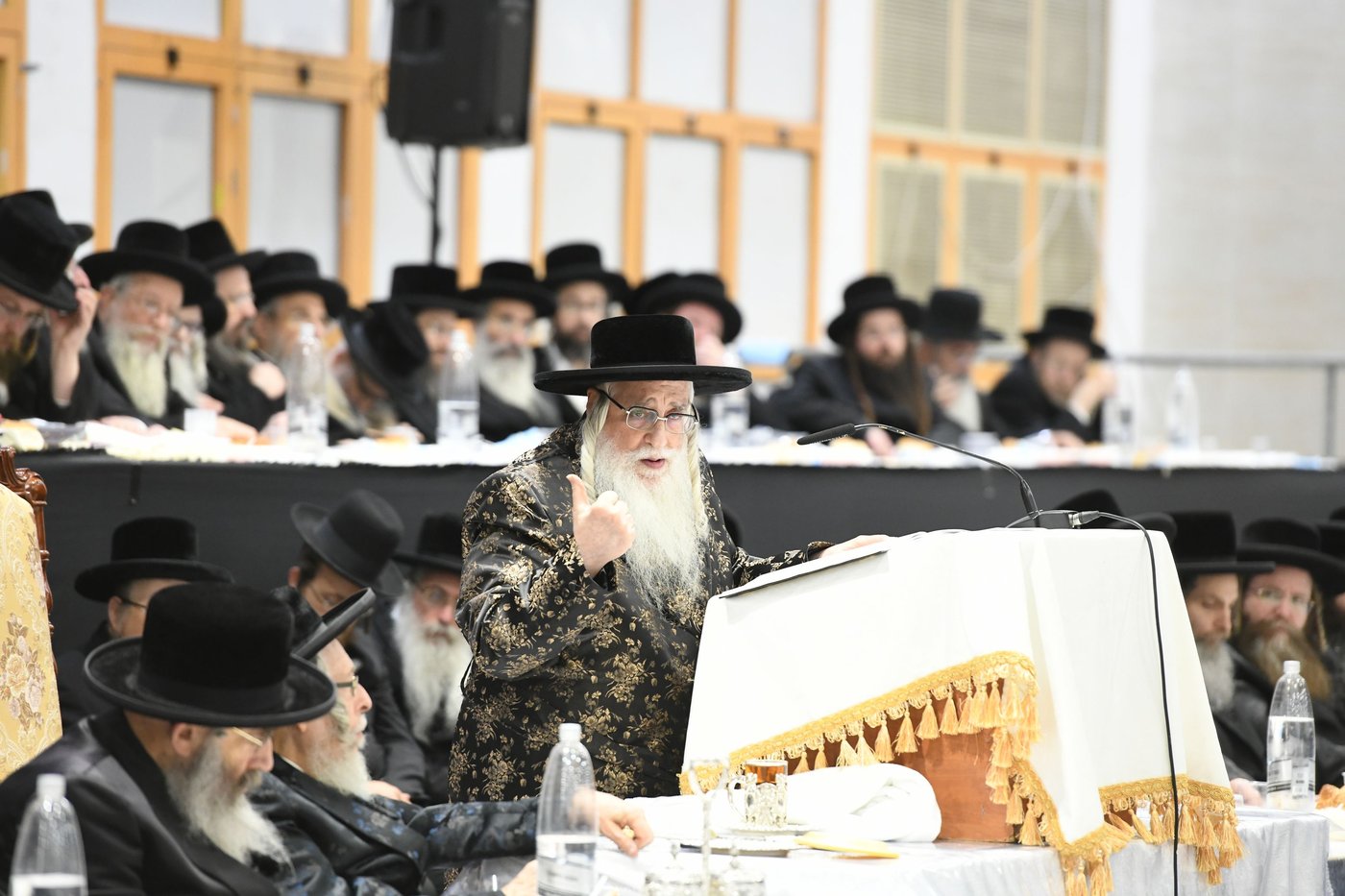 הרבי חילק תעודות למתמידים: הילולת ה'דברי חיים' בצאנז