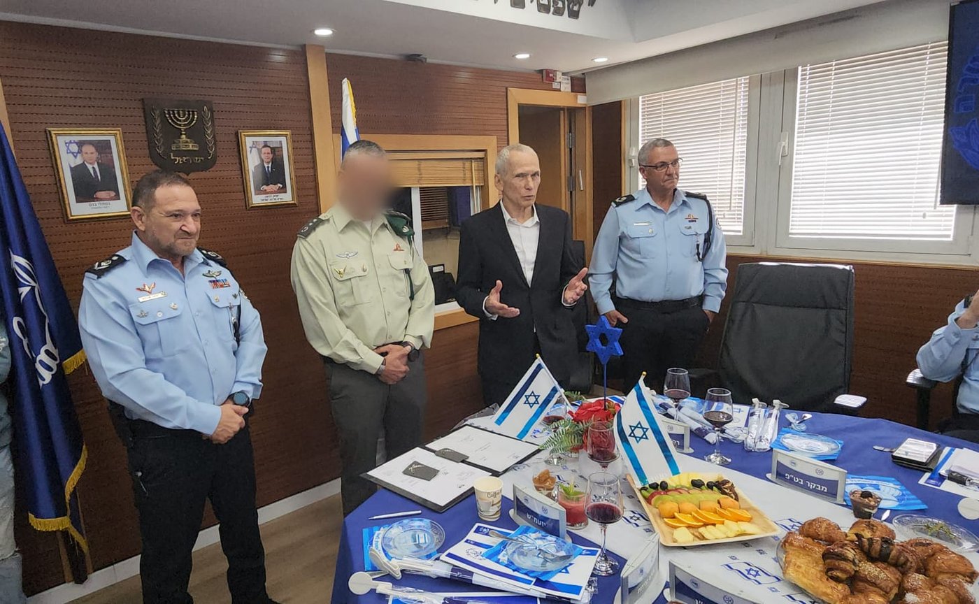 מפקד הימ"מ הועלה לדרגת תת ניצב. תיעוד