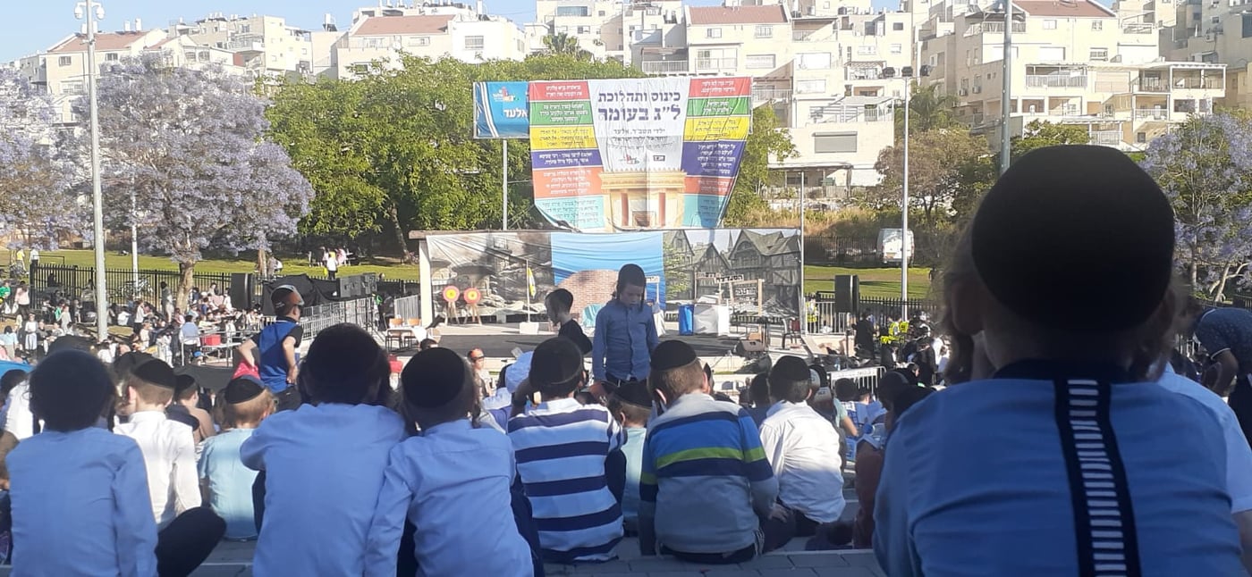 מפגן של יהדות, סמוך למקום הפיגוע