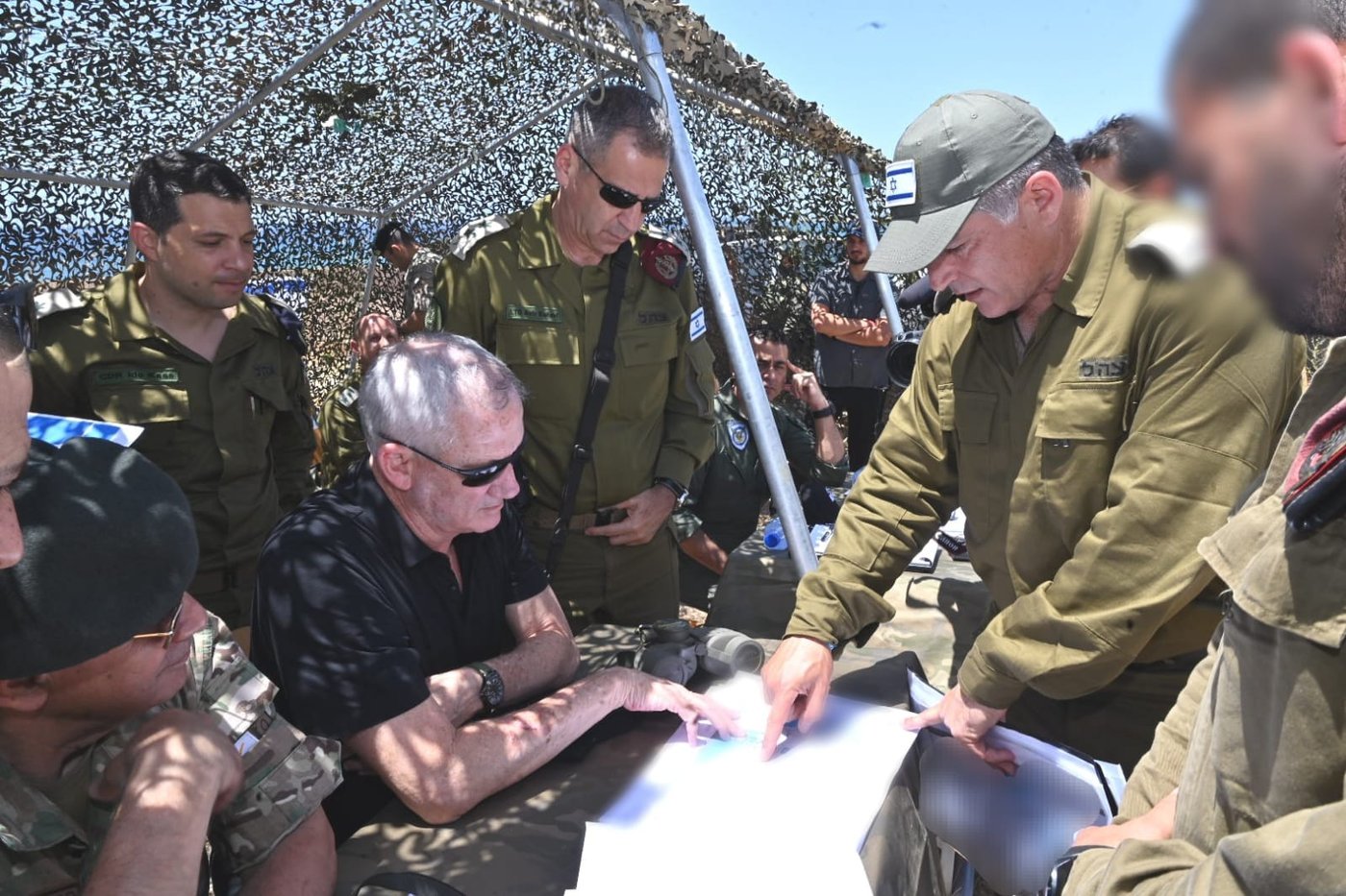 במסגרת התרגיל: השר בני גנץ ביקר בקפריסין