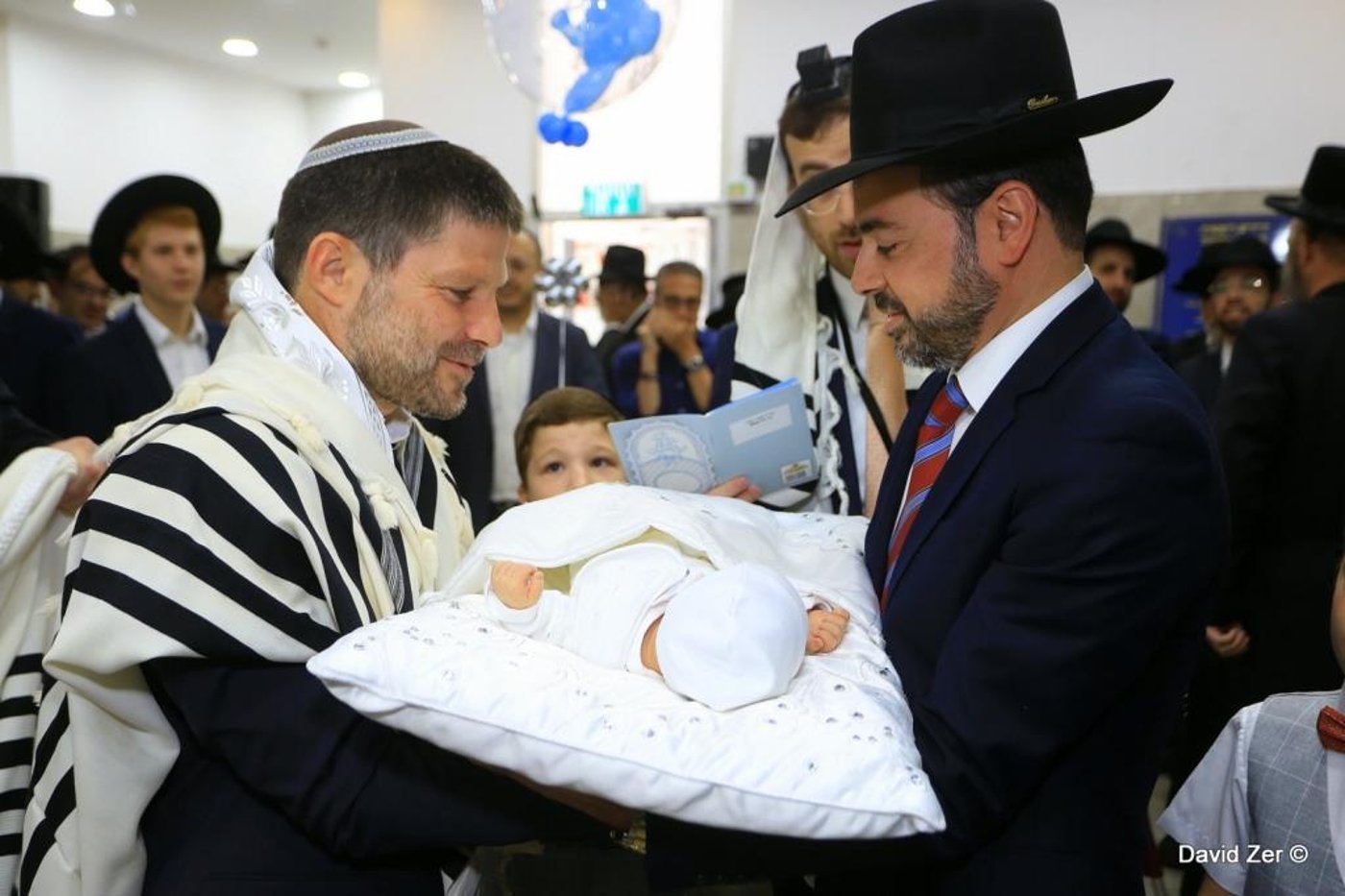 משה רבר חגג ברית לבנו - כולם הגיעו • גלריה