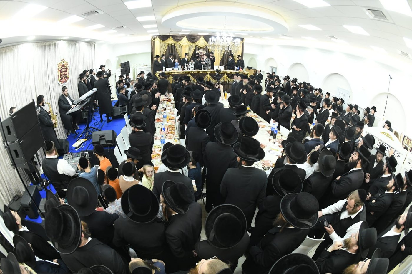 בקרית גת חגגו בר מצווה לבן האדמו"ר