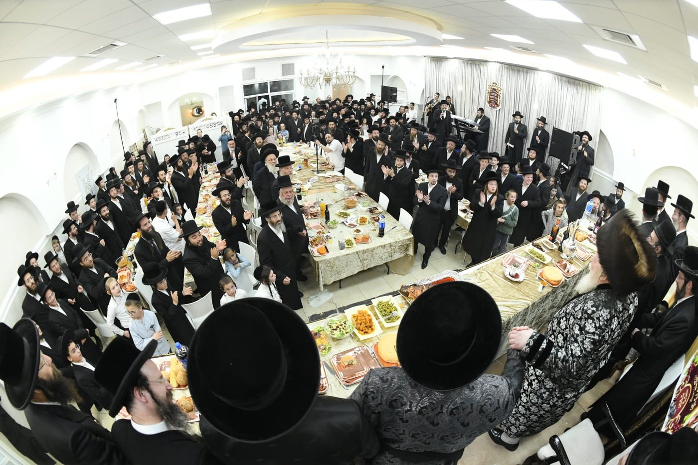 בקרית גת חגגו בר מצווה לבן האדמו"ר