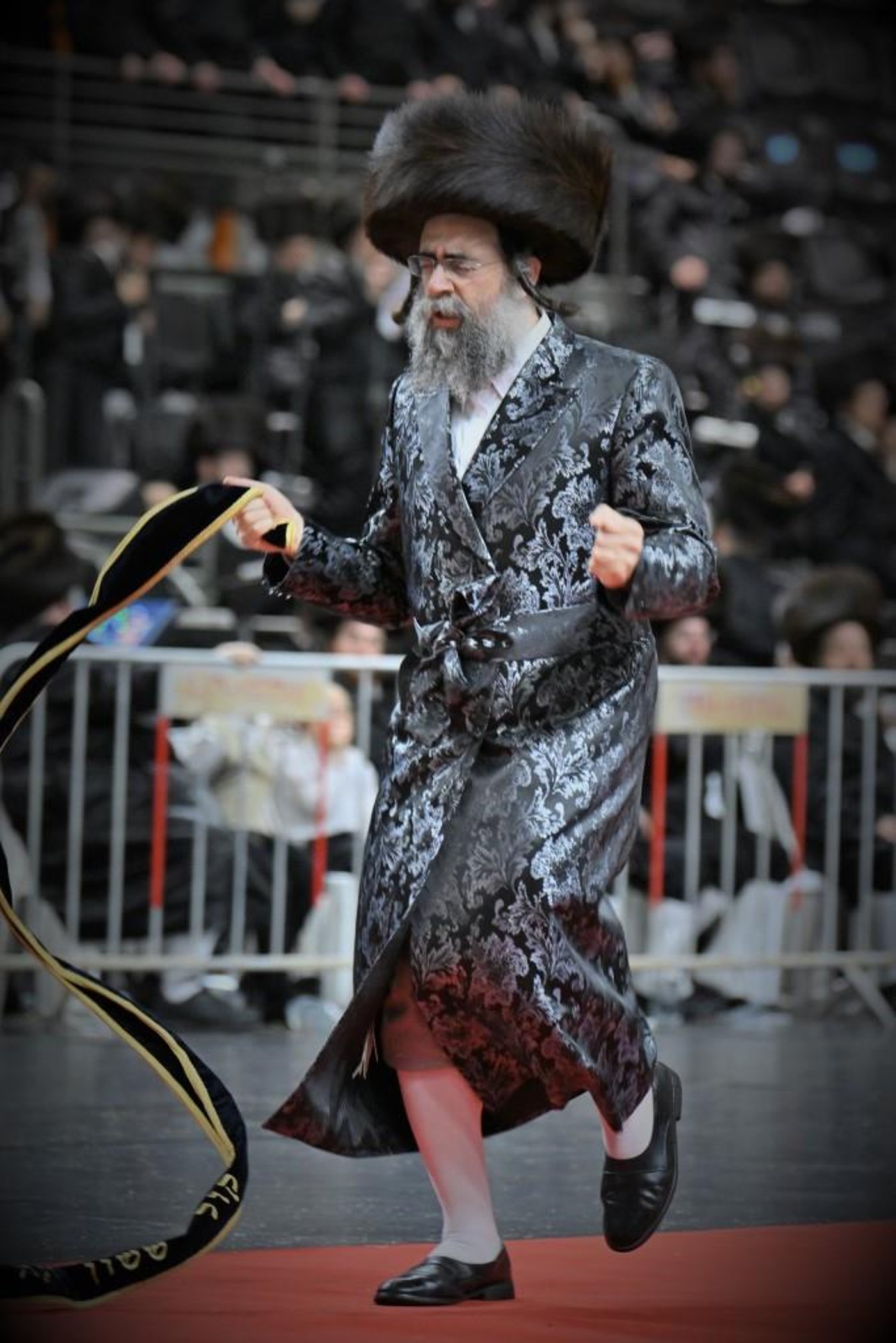 שמחת החתונה לנכד האדמו"רים מויז'ניץ וסערט ויז'ניץ
