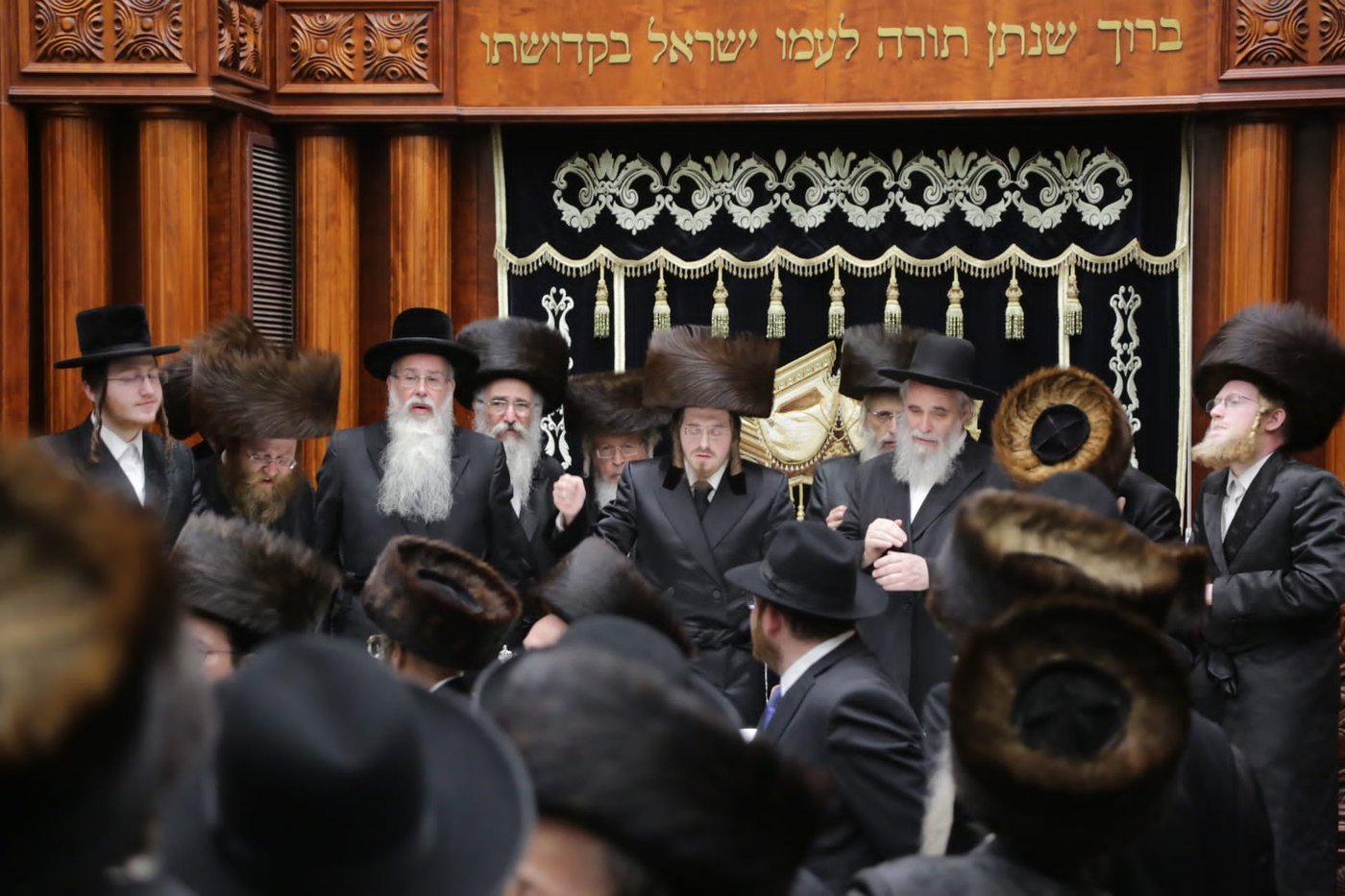 בסאדיגורה חגגו את נישואי אחיו הצעיר של הרבי - מרחוק