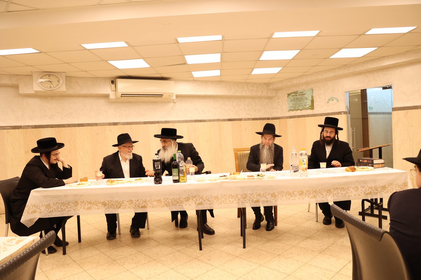 אברכי כולל תרביצ"א ציינו את סיום המבחנים