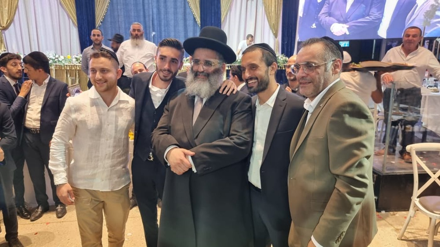 תיעוד מרהיב משמחת בר המצווה לבניו של הגה"צ רבי ישראל אברג'ל