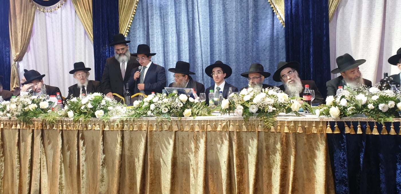 תיעוד מרהיב משמחת בר המצווה לבניו של הגה"צ רבי ישראל אברג'ל