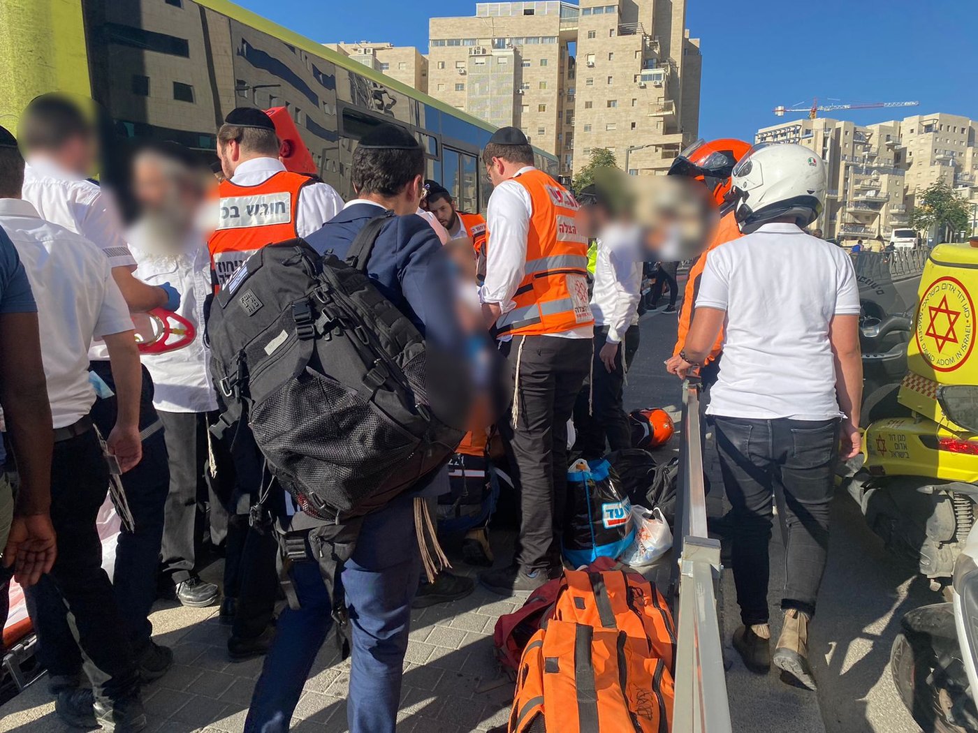 רחוב ירמיהו בירושלים: הולך רגל נפגע מאוטובוס