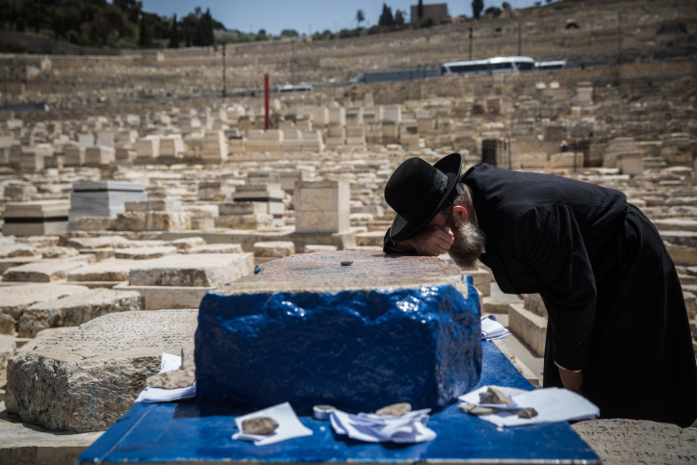 ציון האור החיים בהר הזיתים