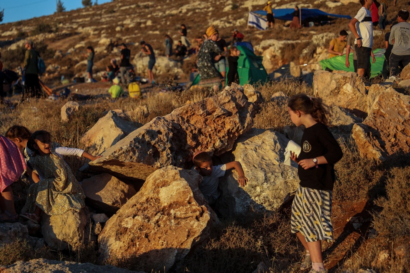 כוחות צה"ל מנעו הקמת מאחזים חדשים ליד חברון • תיעוד