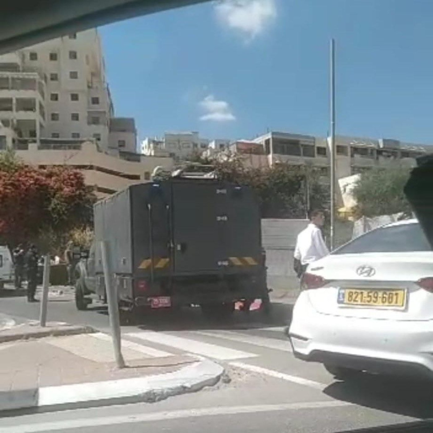 תיעוד: הפשיטה על הישיבה במודיעין עילית