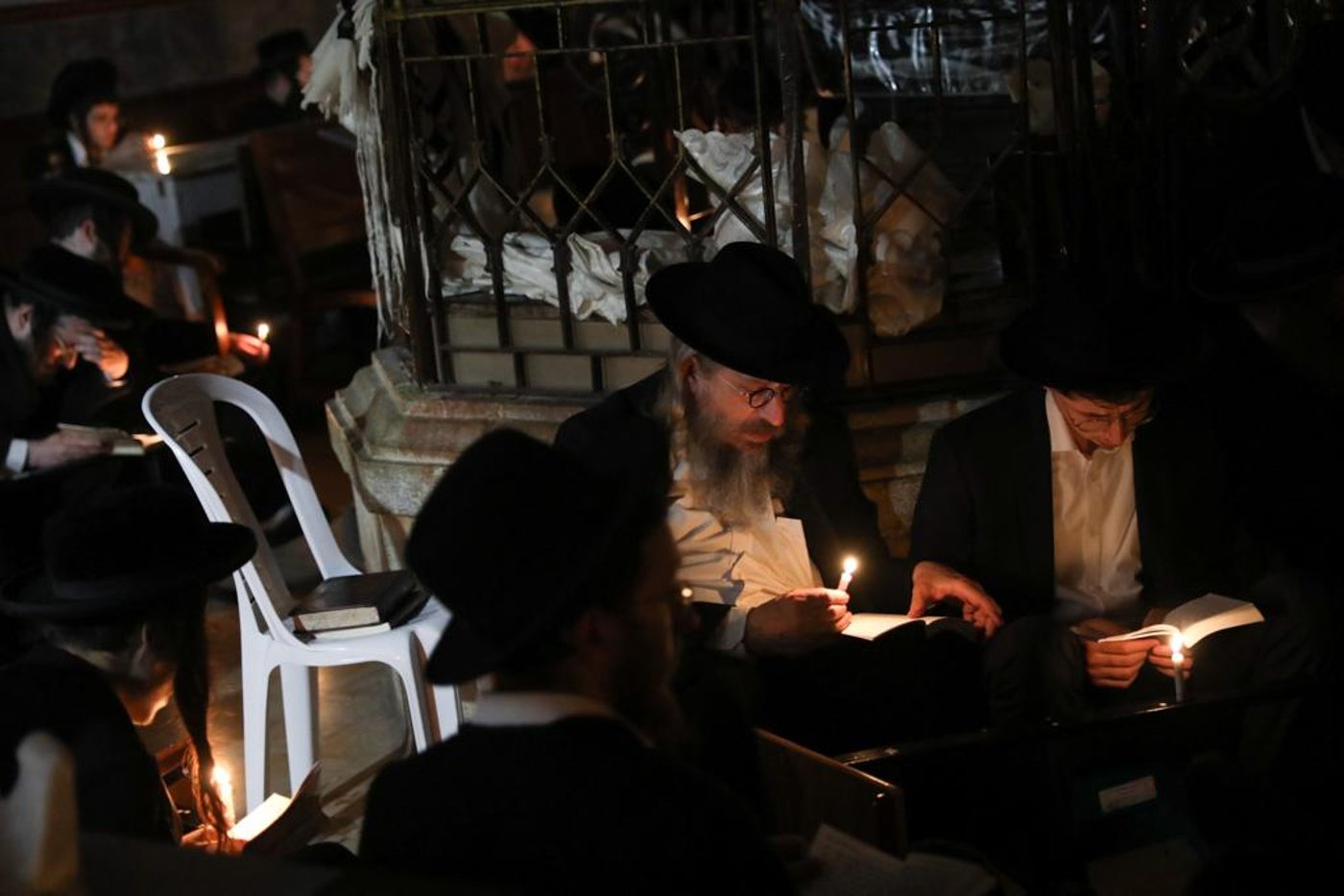 קינות ו'איכה' בשטיבלך בשוק מאה שערים