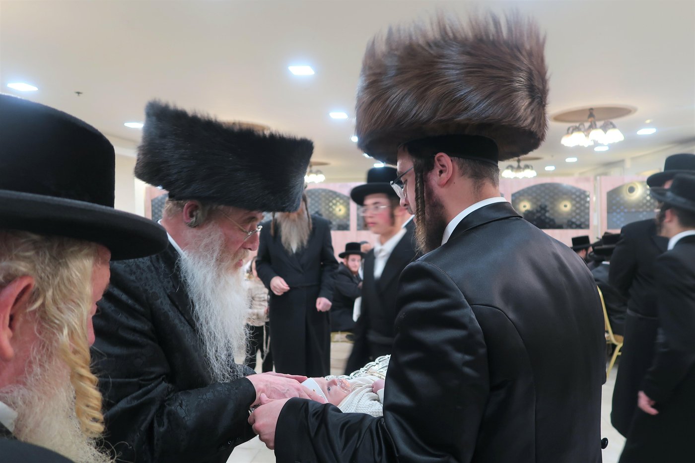 גלריה: פדיון הבן לנכד האב"ד וחתן האדמו"ר