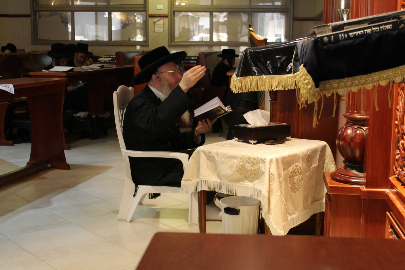 קינות וקידוש לבנה: ט' באב בקרעטשניף קרית גת
