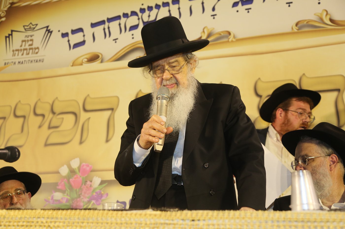 ב'בית מתתיהו' חגגו הנחת אבן הפינה • תיעוד
