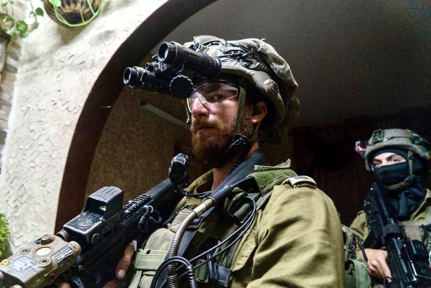 מבוקשים נעצרו: תיעוד מיוחד מפעילות לוחמי צה"ל ביו"ש