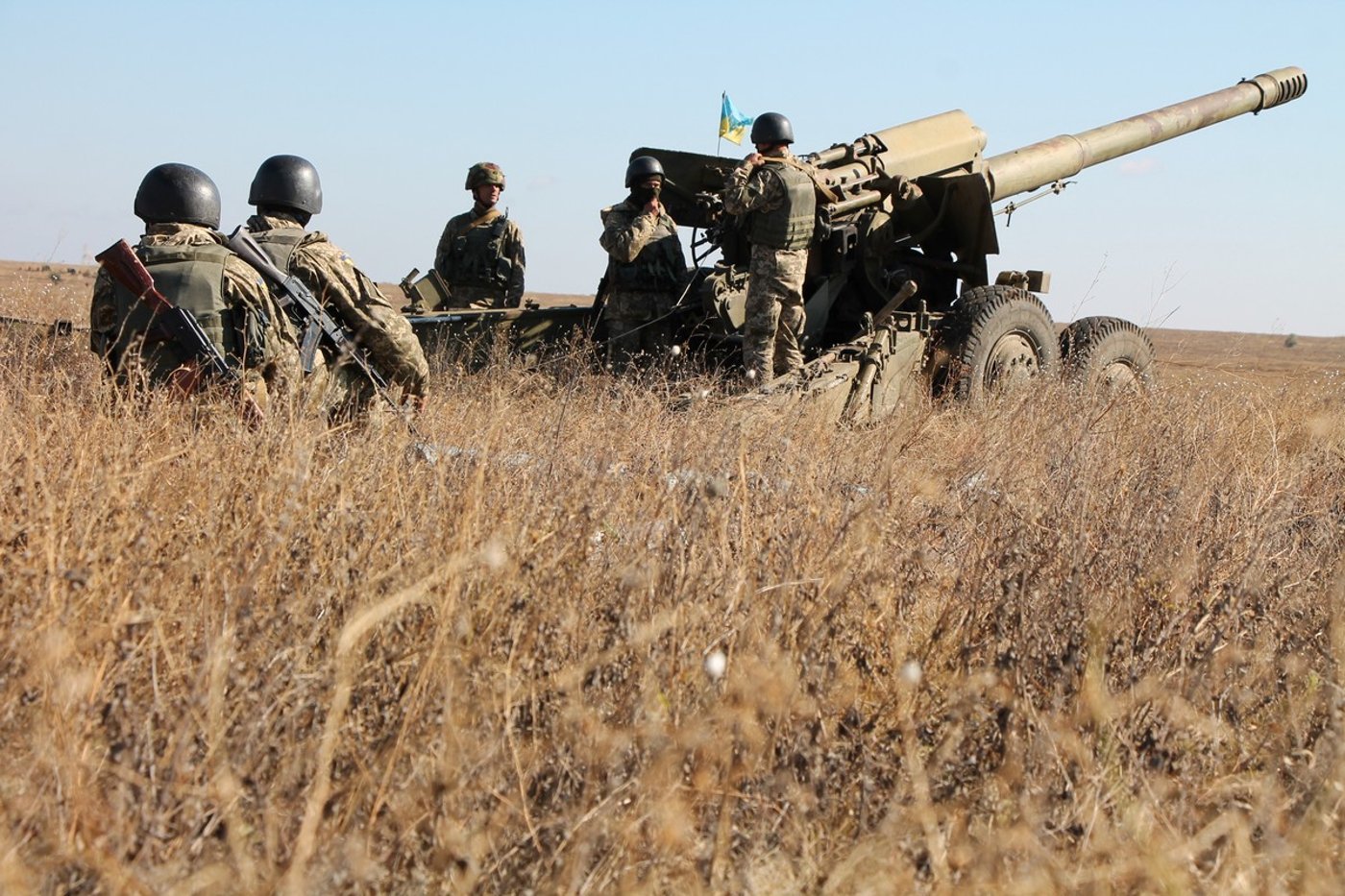 בגלל צילום עמדה צבאית: חסידי ברסלב נעצרו במעבר מפולין לאוקראינה