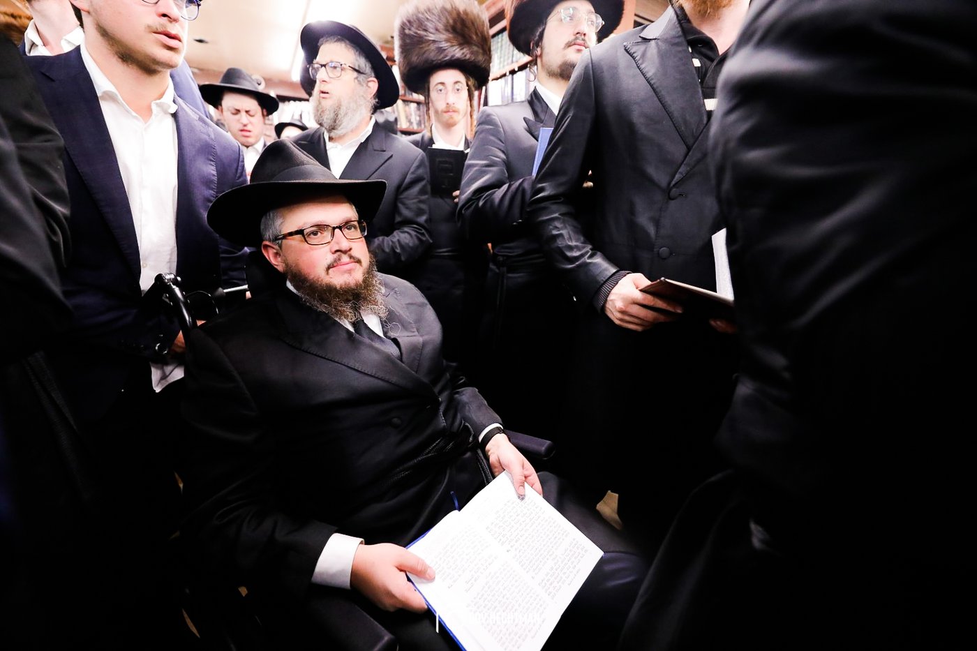 תיעוד מרהיב: אלפים מכל העולם בסליחות במרכז חב"ד 770