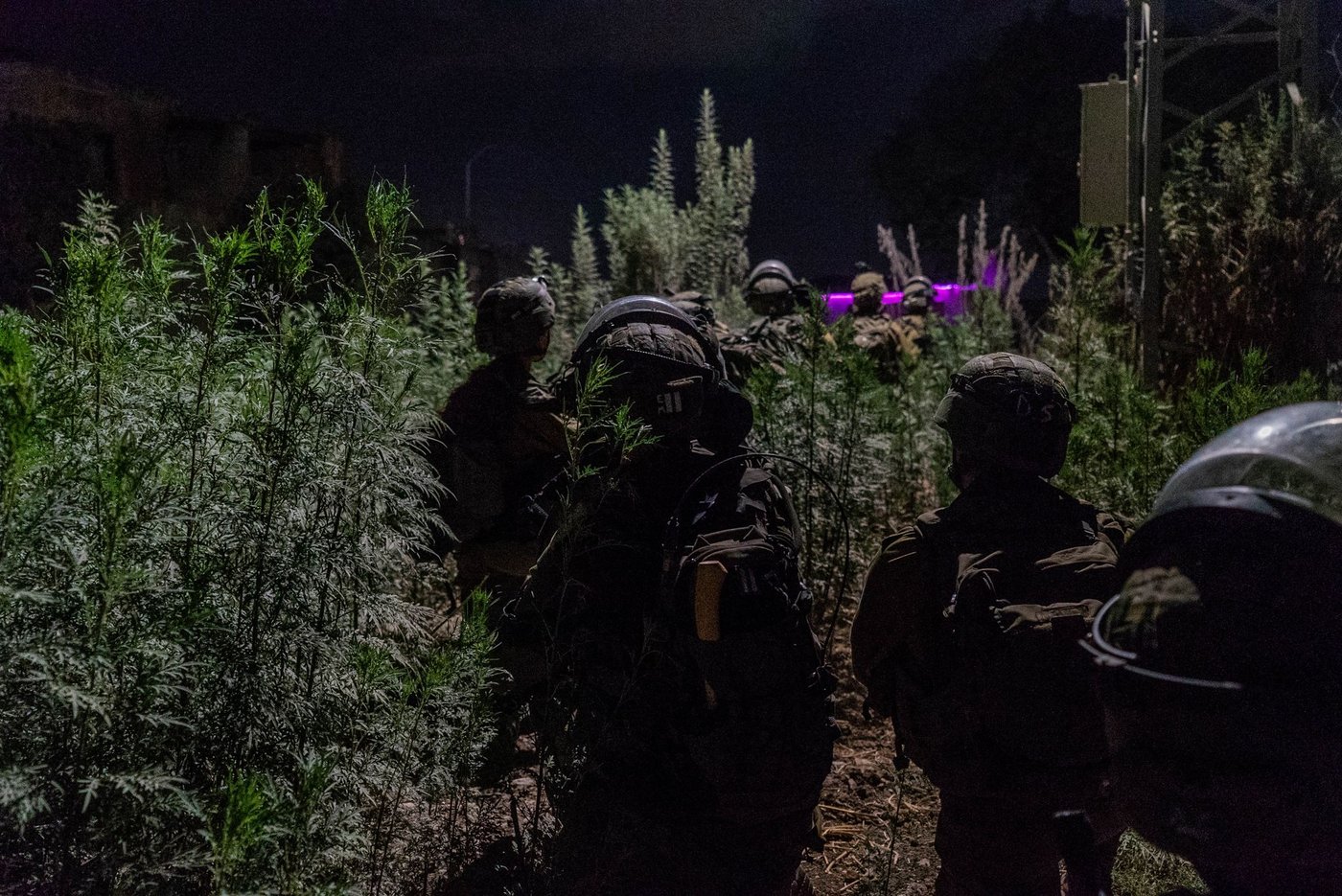 תיעוד: מספר מבוקשים נעצרו ביו"ש; חייל אחד נפצע