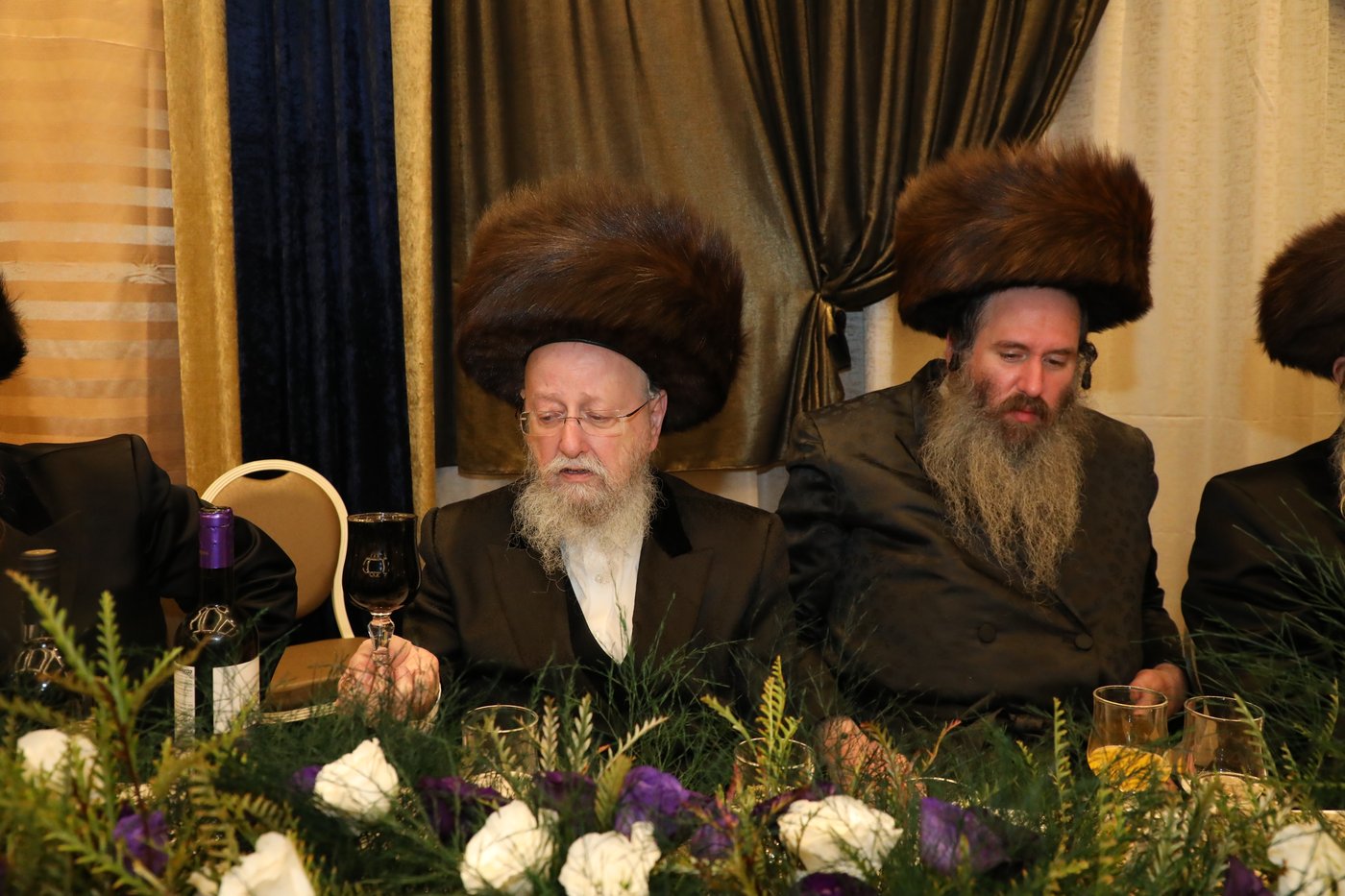 בני ברק: הכנסת ספר תורה לביהמ"ד דראהביטש