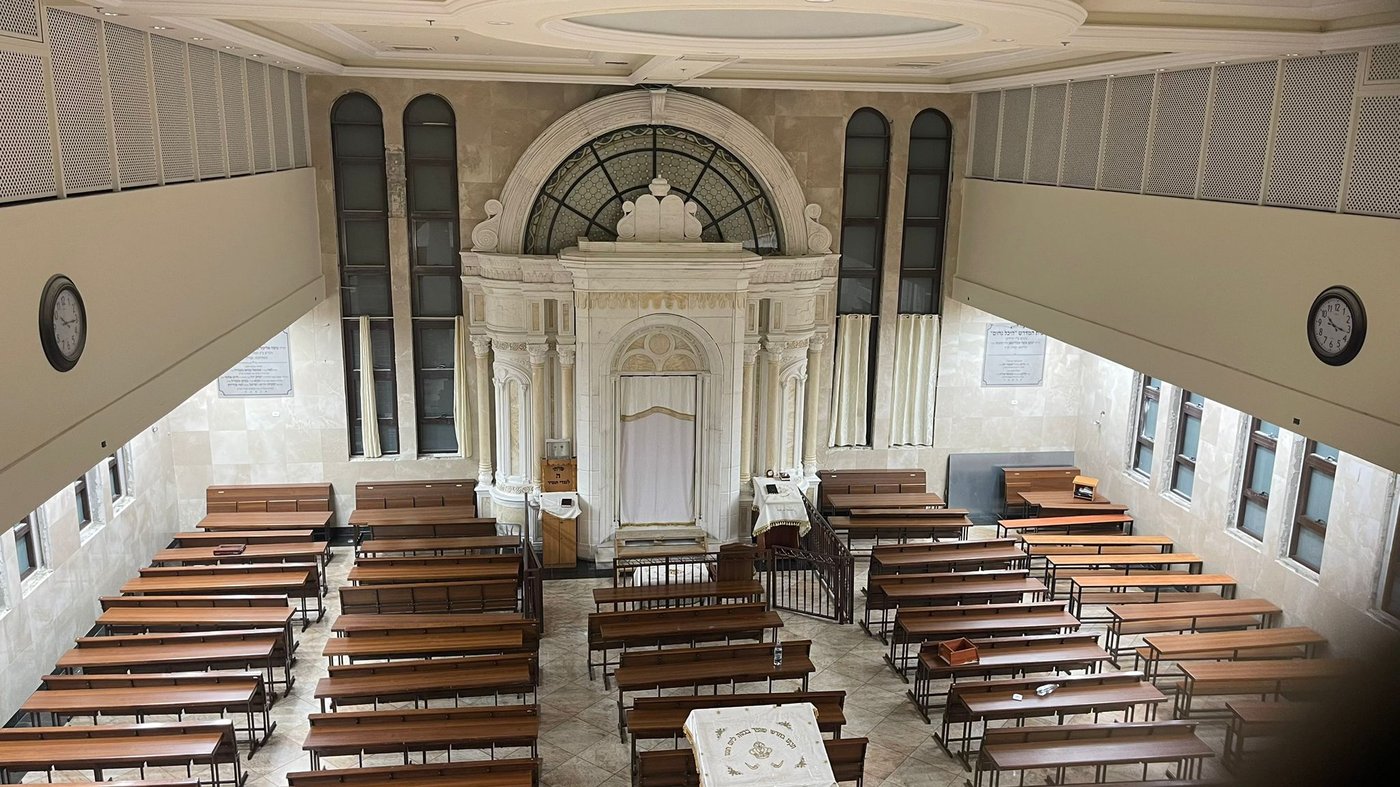 מדוע יתפלל האדמו"ר מויז'ניץ בית שמש כמו אדמו"רי רוז'ין?