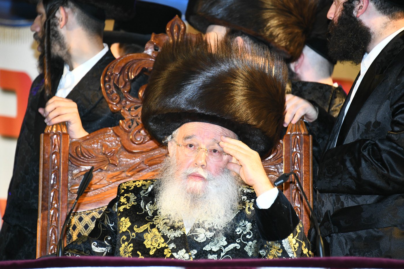 רבבות בשמחת בית השואבה הגדולה בישראל בחצר הקודש מישקולץ בפתח תקוה