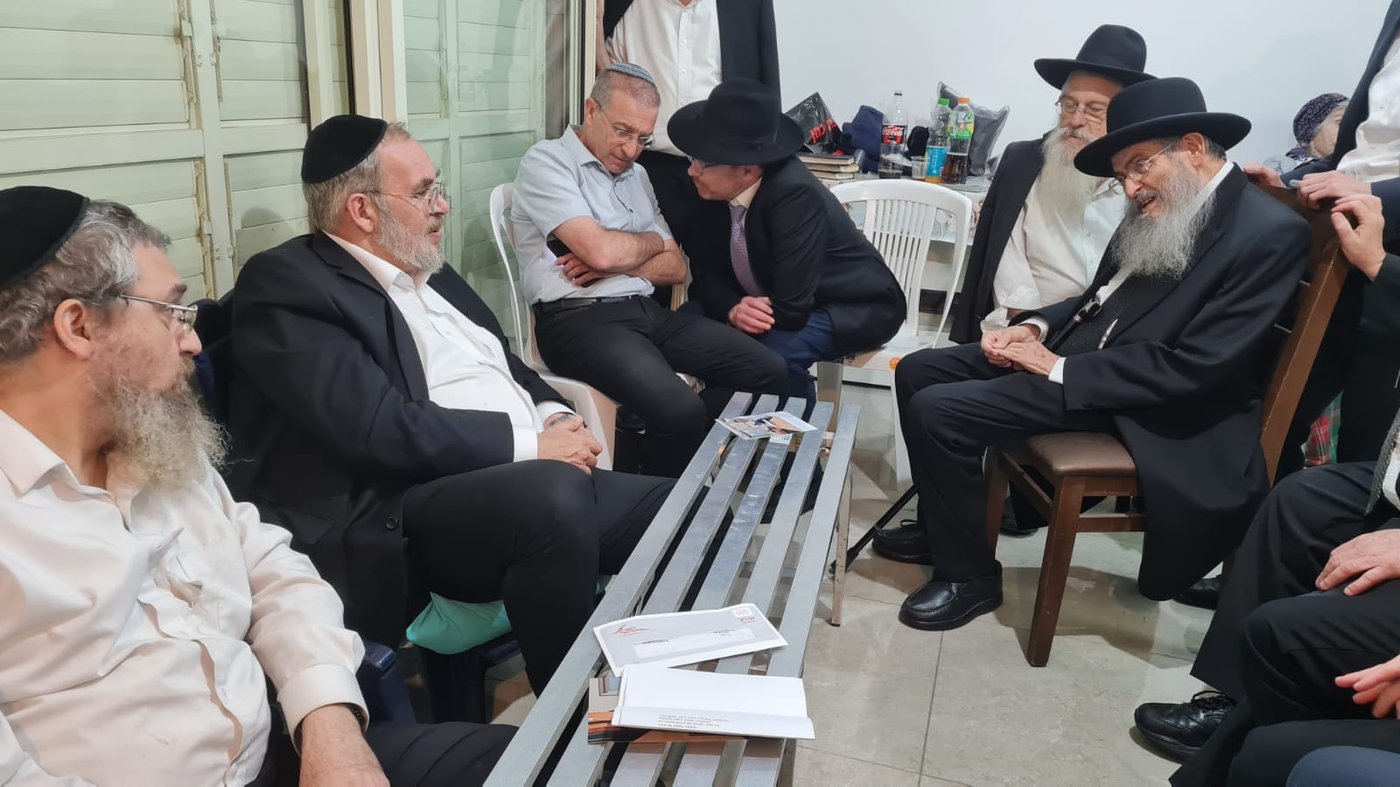 תיעוד מסכם: כולם הגיעו לנחם את חה"כ יעקב אשר