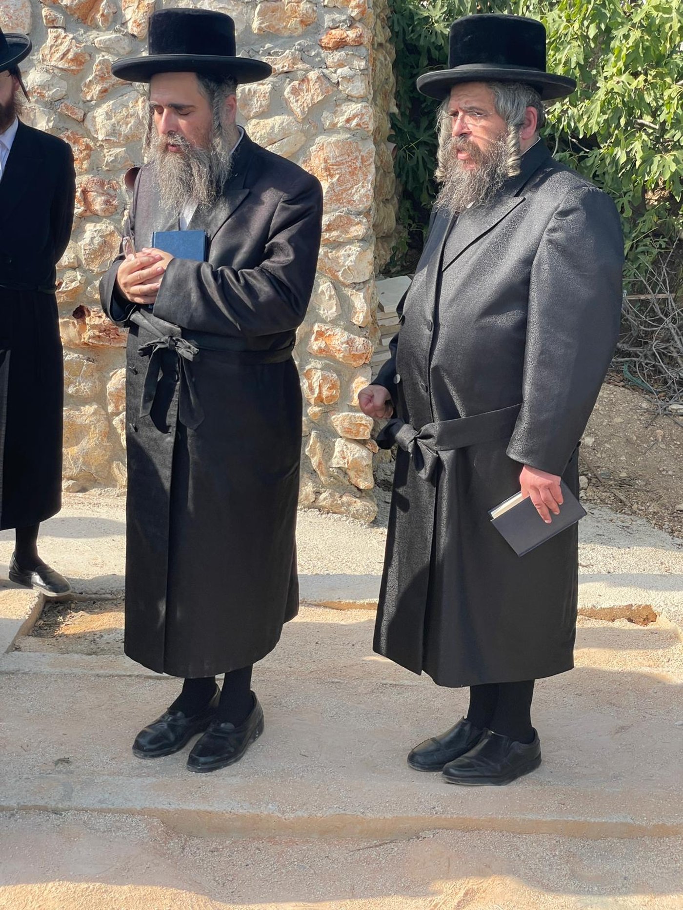 במלאות השבעה: תפילה ודברי הספד על קברו של הגר"מ שטרן זצ"ל