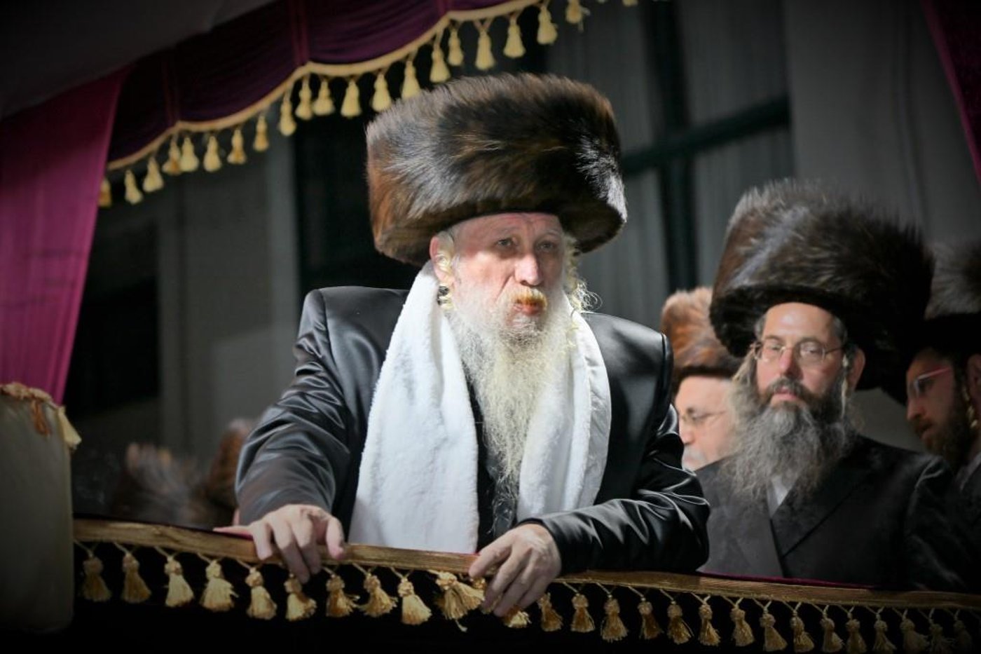 שמחת החתונה בחצרות פינסק קארלין - טשרנוביל