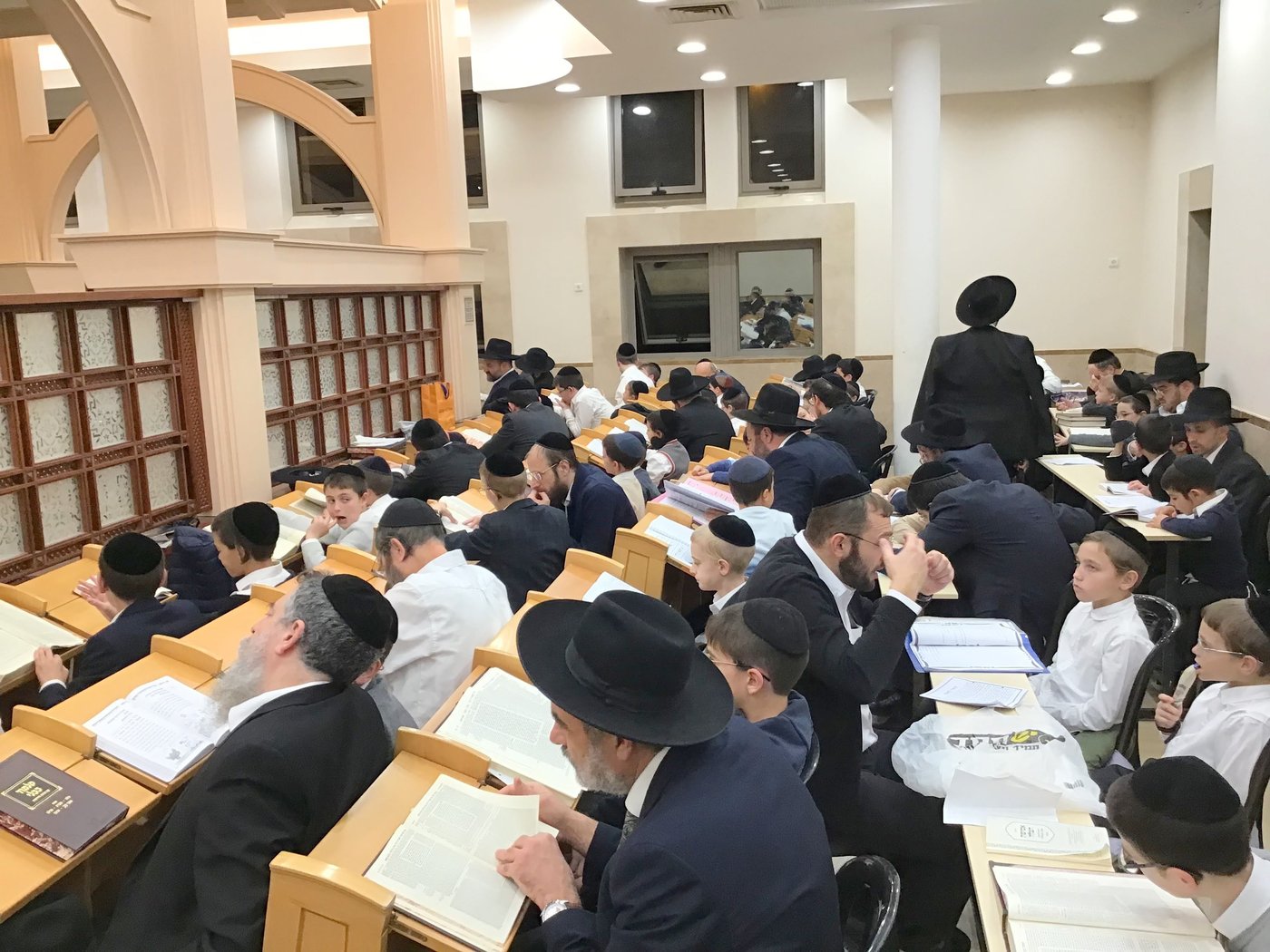 כולם פרצו בבכי: בן הנרצח סיים במקום הרצח בבלי וירושלמי