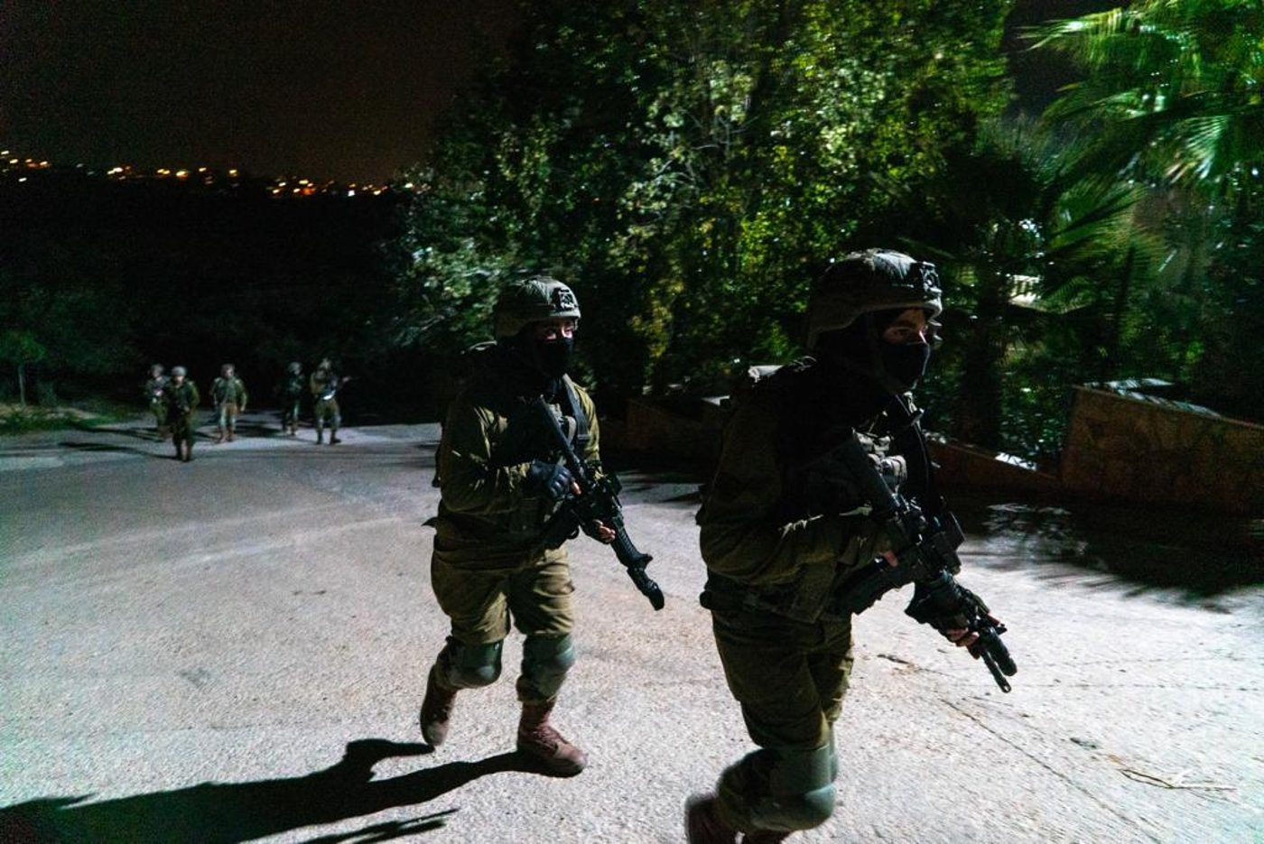 מבצע לילי: 16 מבוקשים נעצרו | צפו בתיעוד